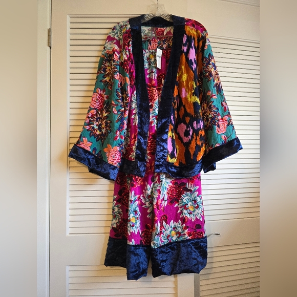 NWT Anthropologie 3-piece lounge set - Picture 5 of 11